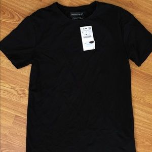 New Men’s Zara plain black tee